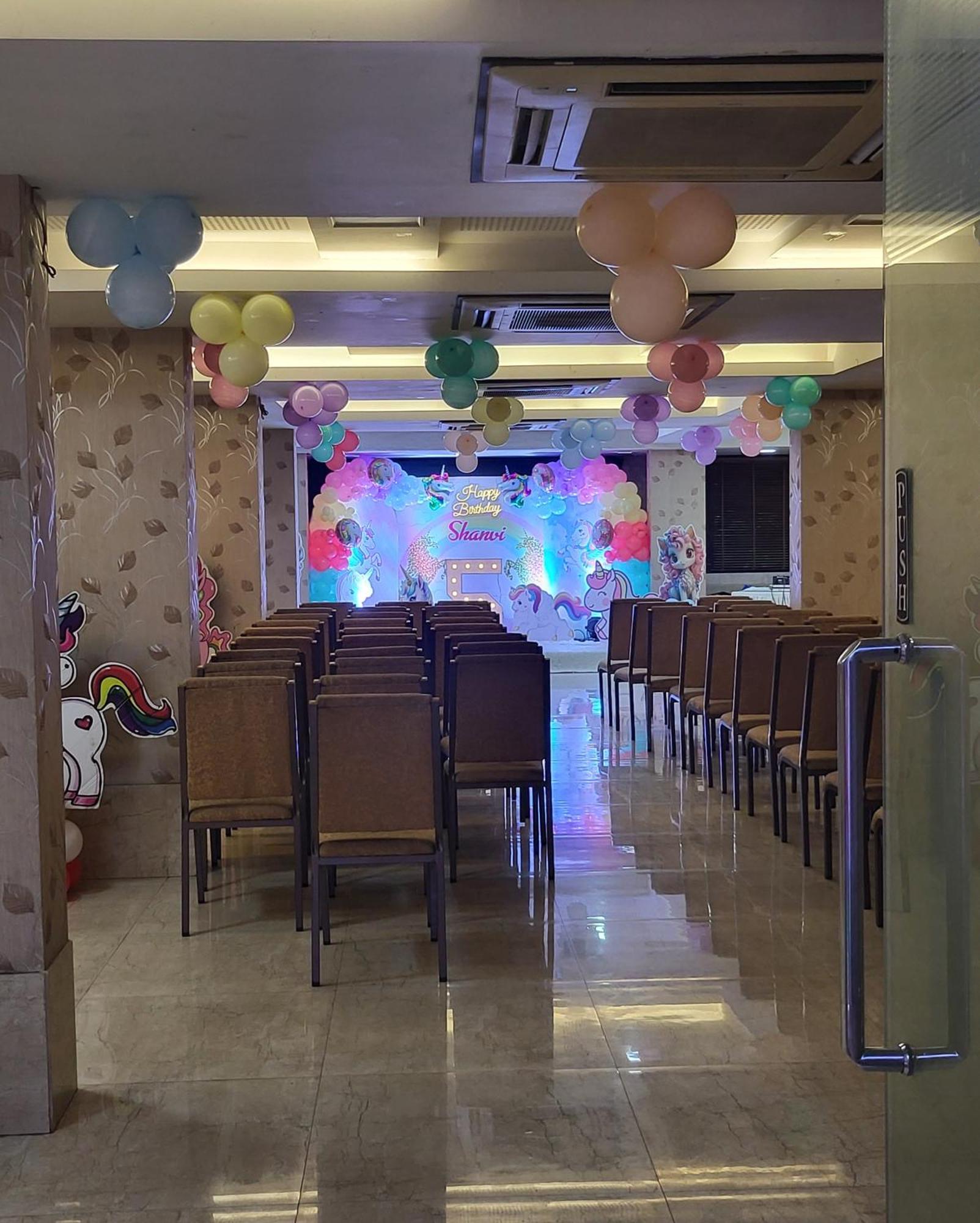 Hotel Maharana Inn Chembur Mumbai Exteriör bild