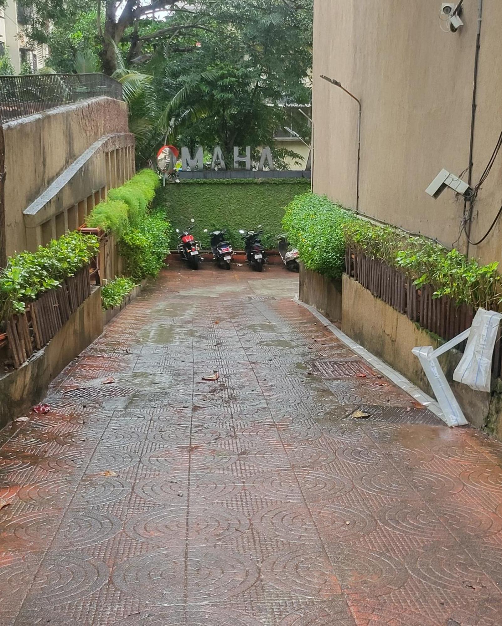 Hotel Maharana Inn Chembur Mumbai Exteriör bild