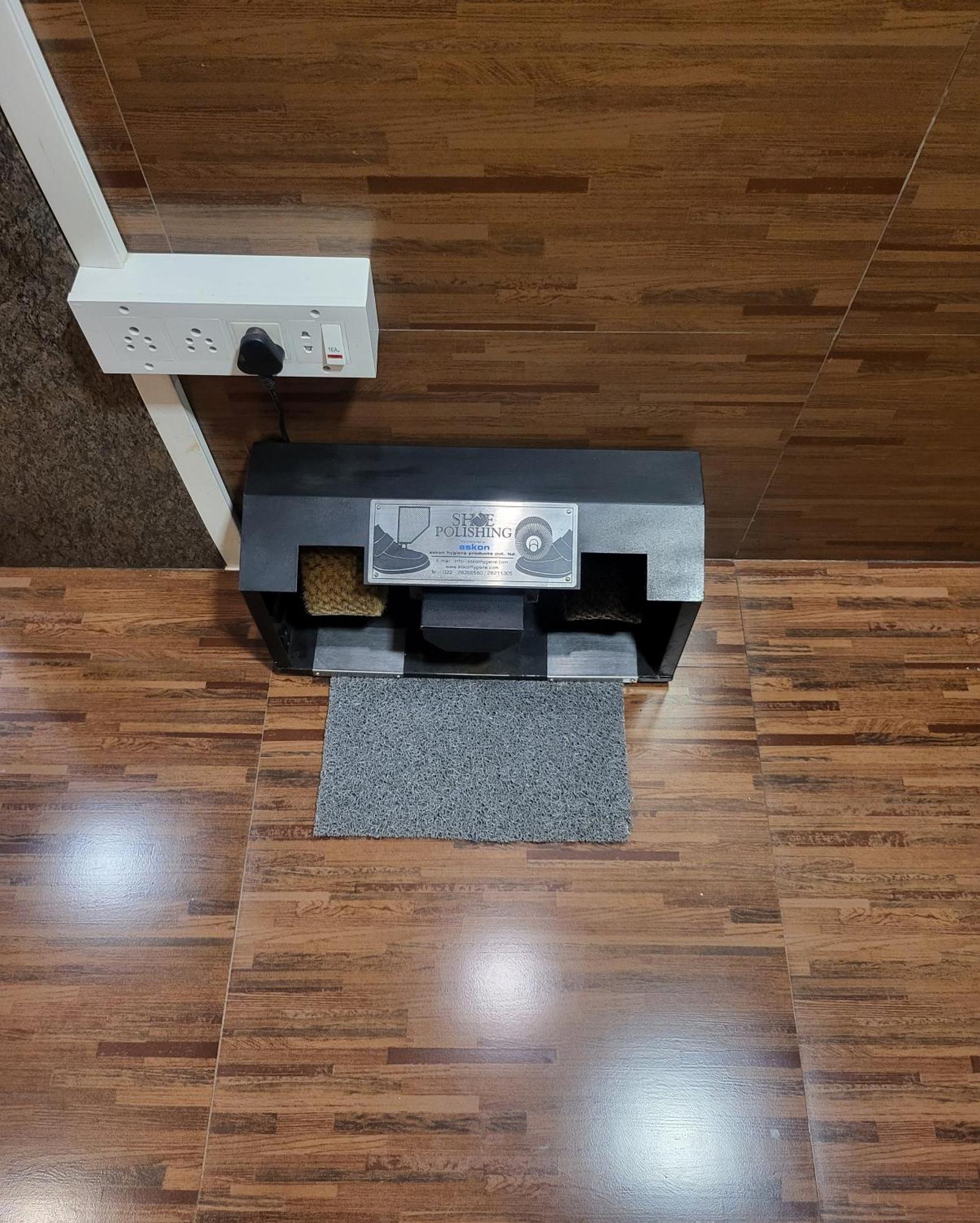 Hotel Maharana Inn Chembur Mumbai Exteriör bild