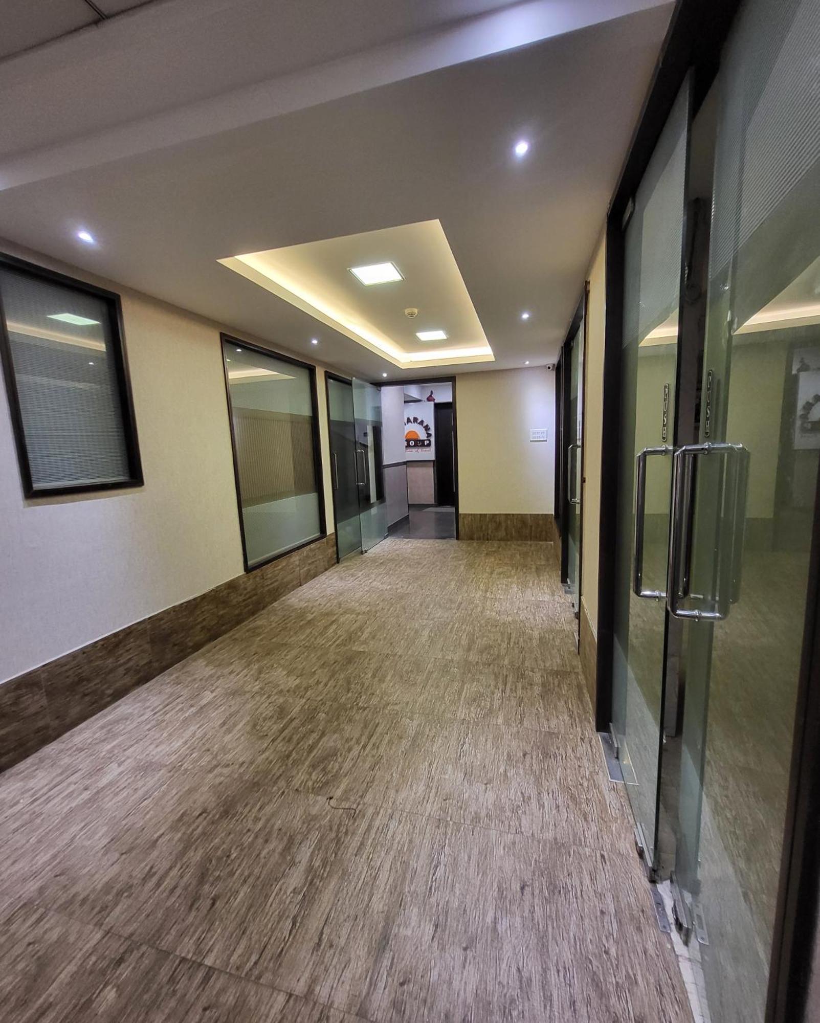 Hotel Maharana Inn Chembur Mumbai Exteriör bild