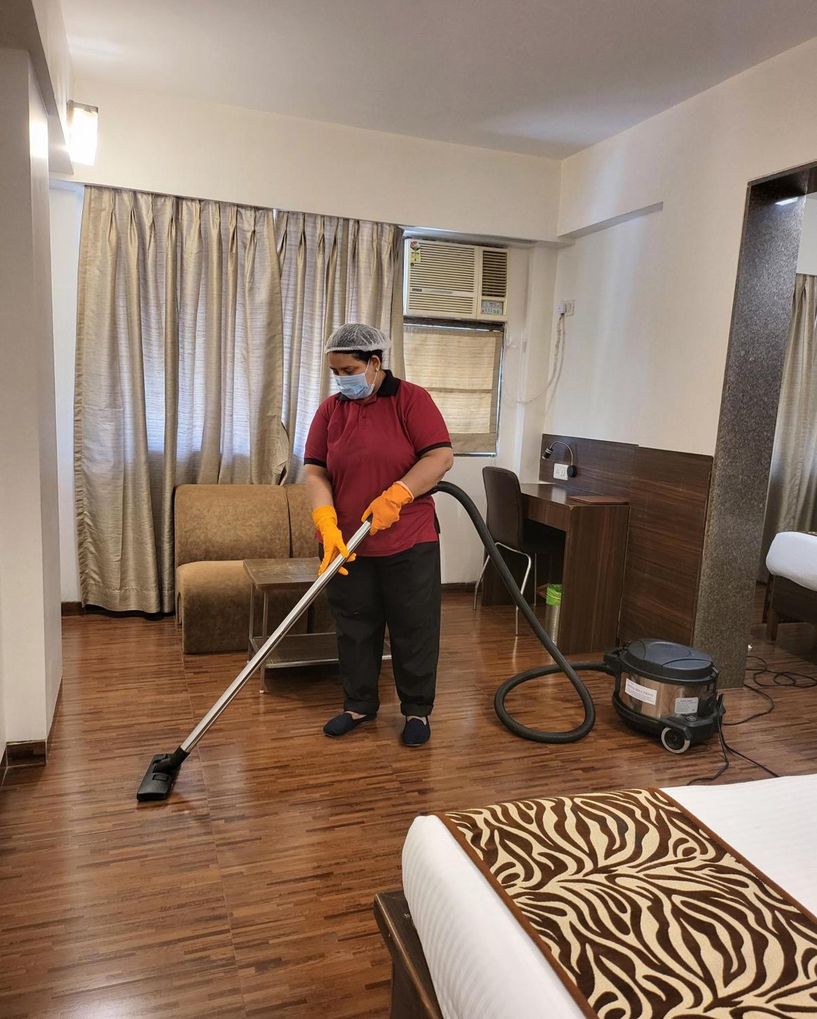 Hotel Maharana Inn Chembur Mumbai Exteriör bild